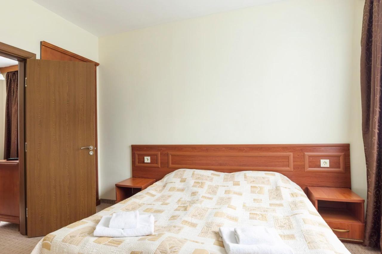 Elina Hotel パンポロボ エクステリア 写真